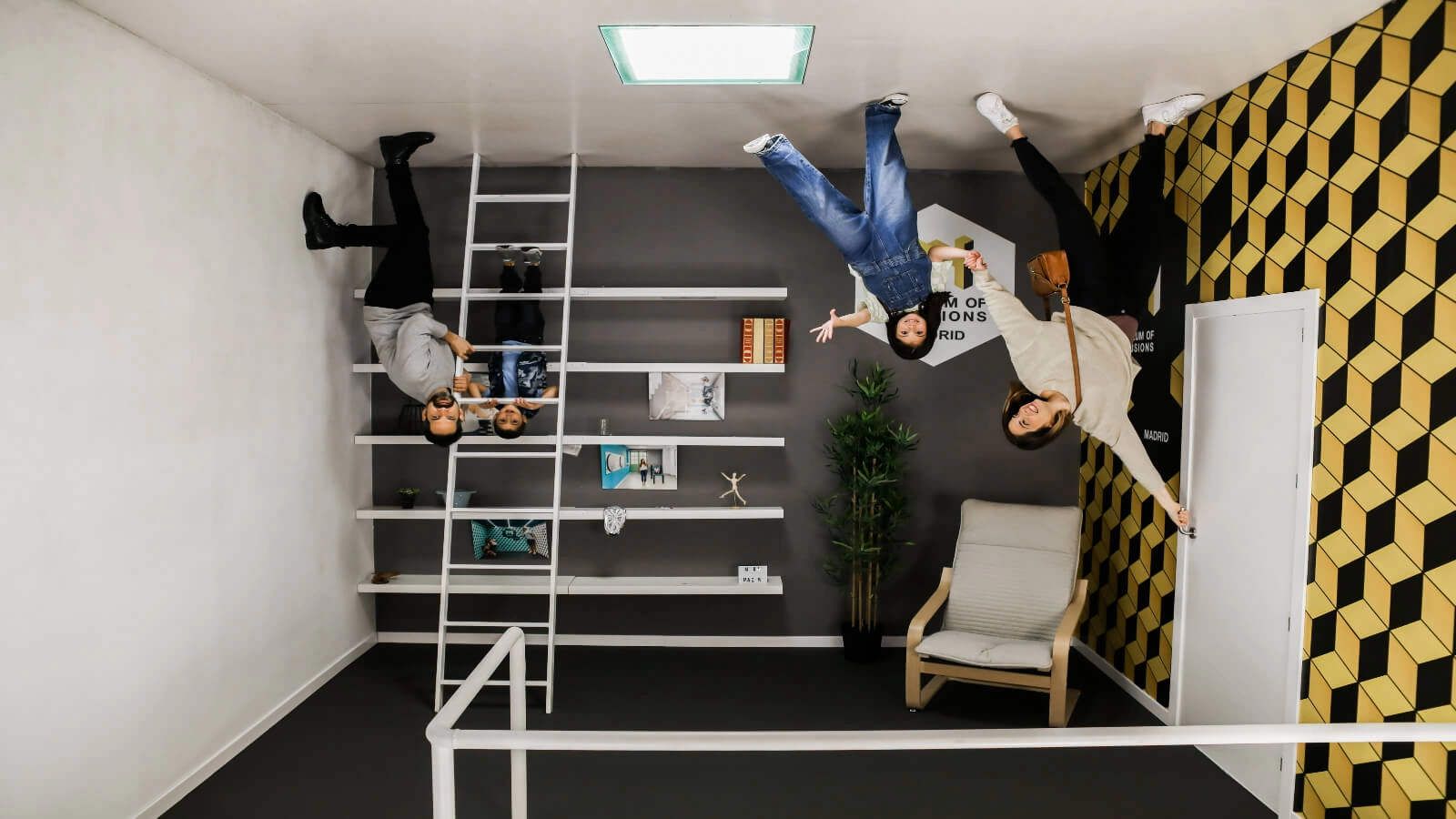 illusion rooms featured image exhibits list moi madrid 1600×900 (1)