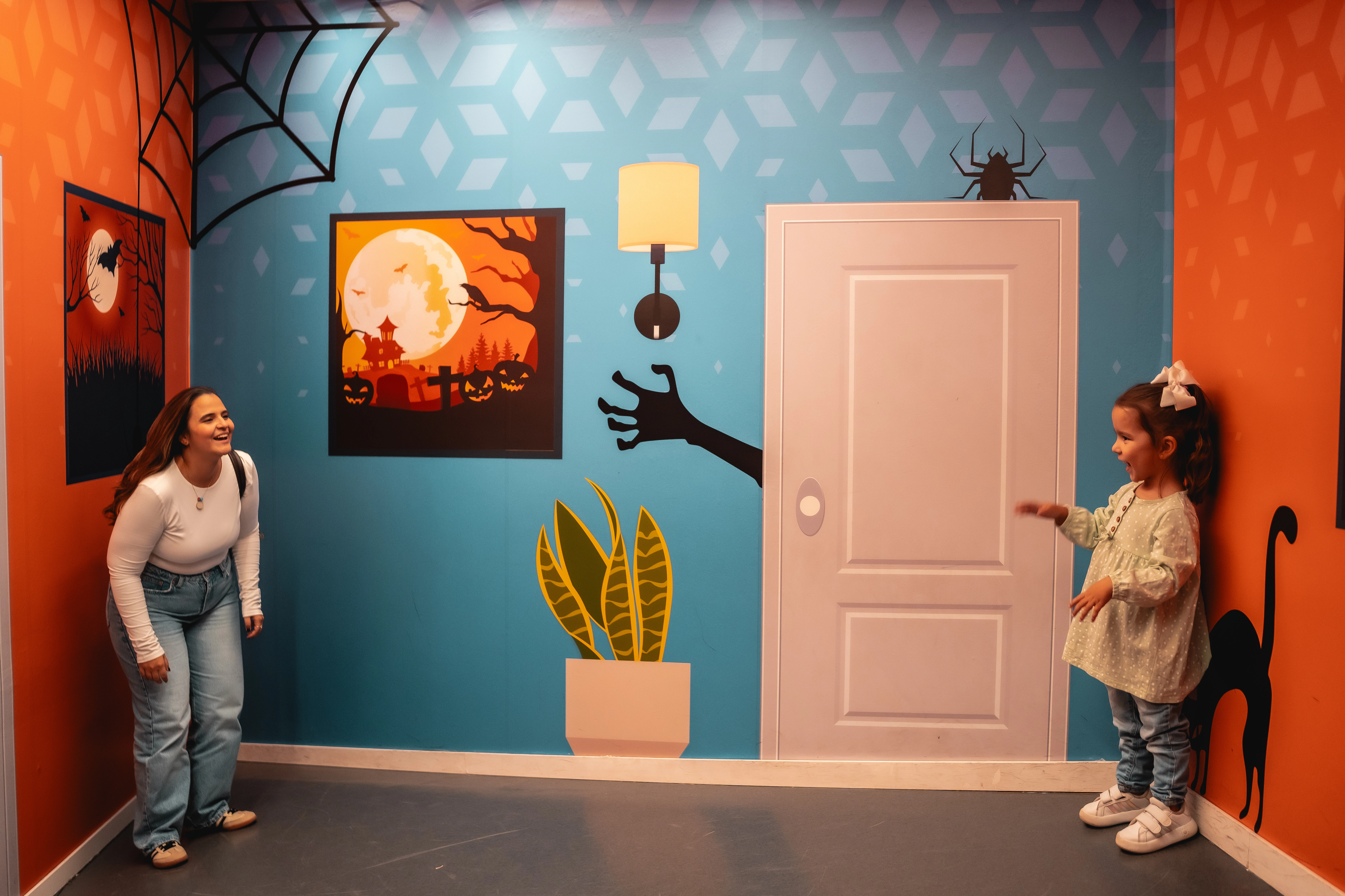 Children's museum in Madrid: learning through play with optical illusions